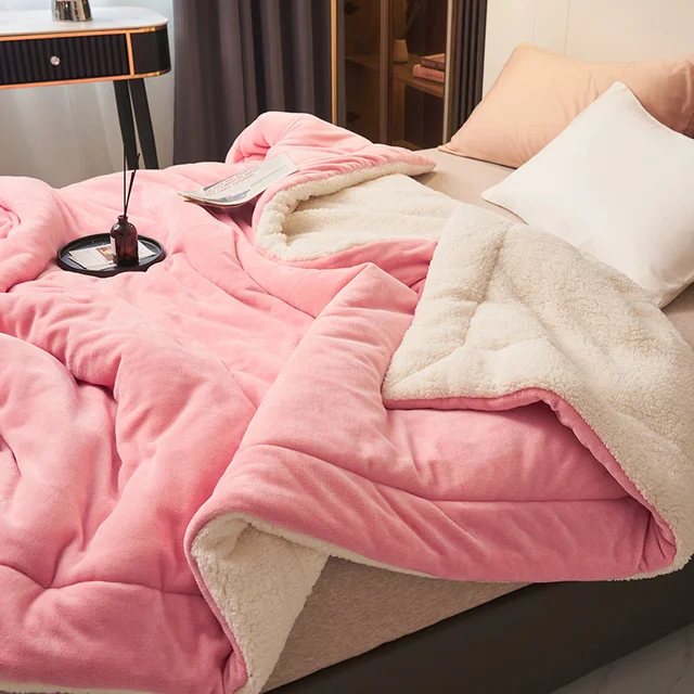 SoftHug - Couverture en polaire luxueuse et chaude