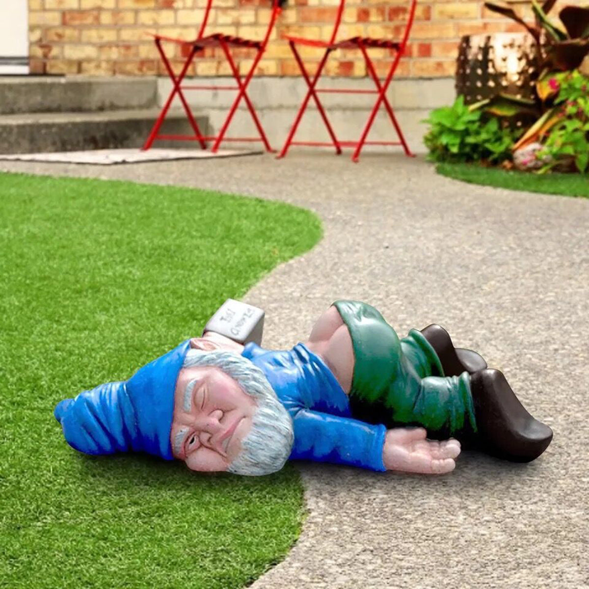 Borrel Bob - Le gnome de jardin ivre