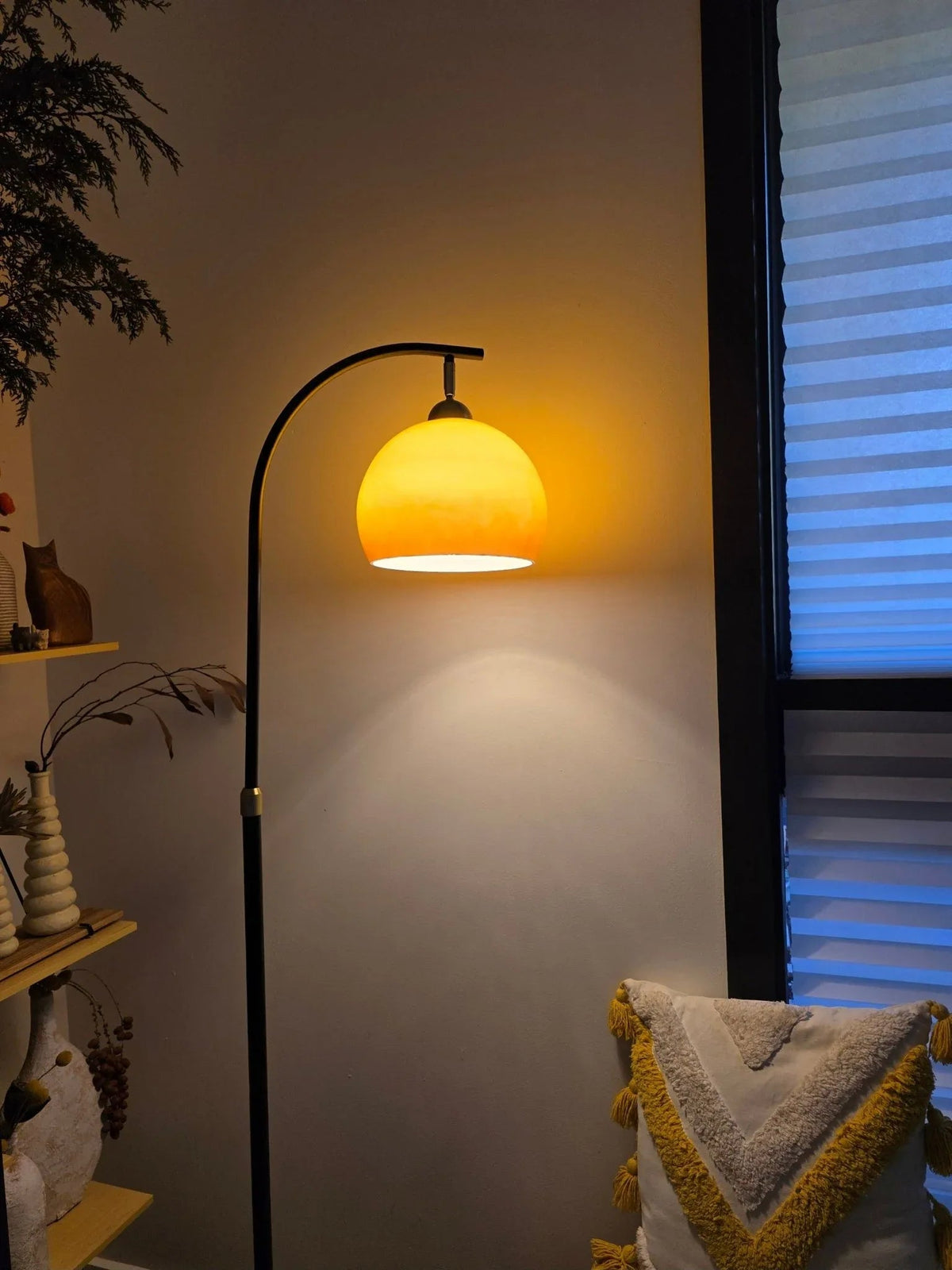 Lampe sur pied Bauhaus Arc avec Abat-jour en Verre – Lampe Design Minimaliste