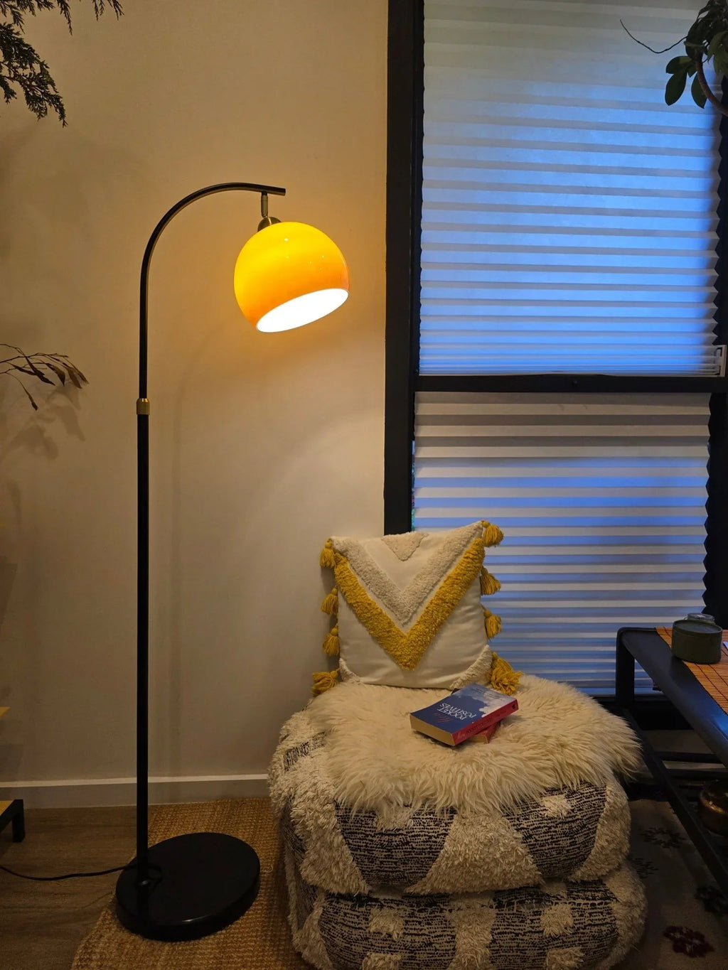Lampe sur pied Bauhaus Arc avec Abat-jour en Verre – Lampe Design Minimaliste