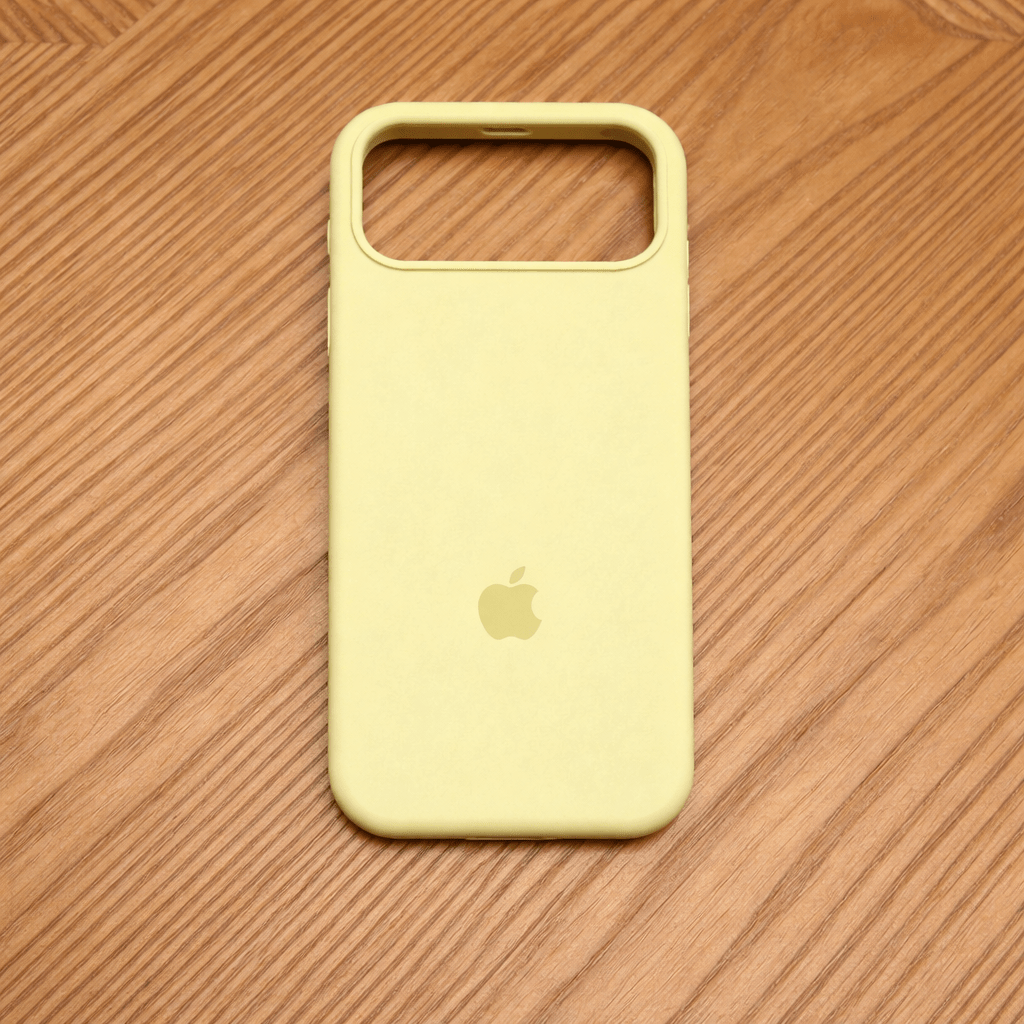 VELVIGUARD – Coque en Silicone Compatible MagSafe Avec Surface Douce au Toucher Pour iPhone