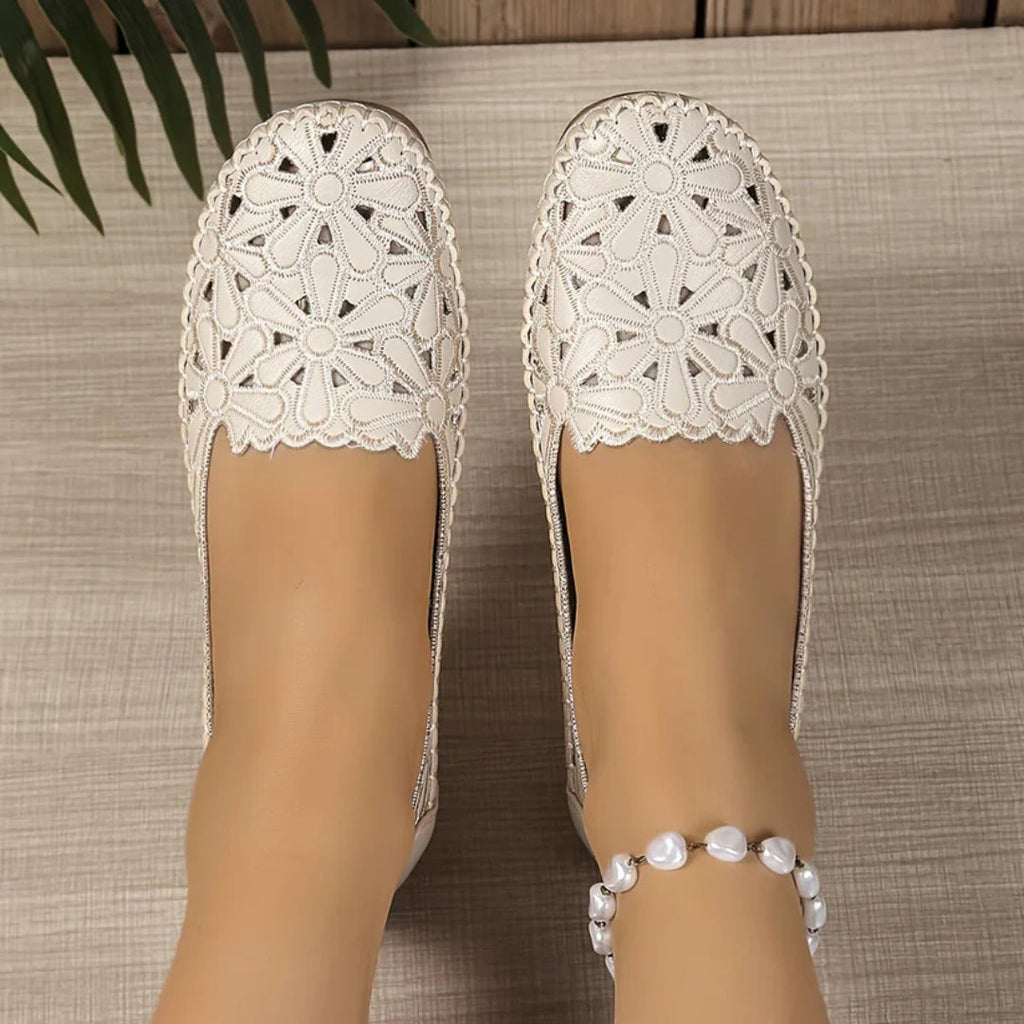 Ballerines Confortables à Enfiler avec Design Aéré