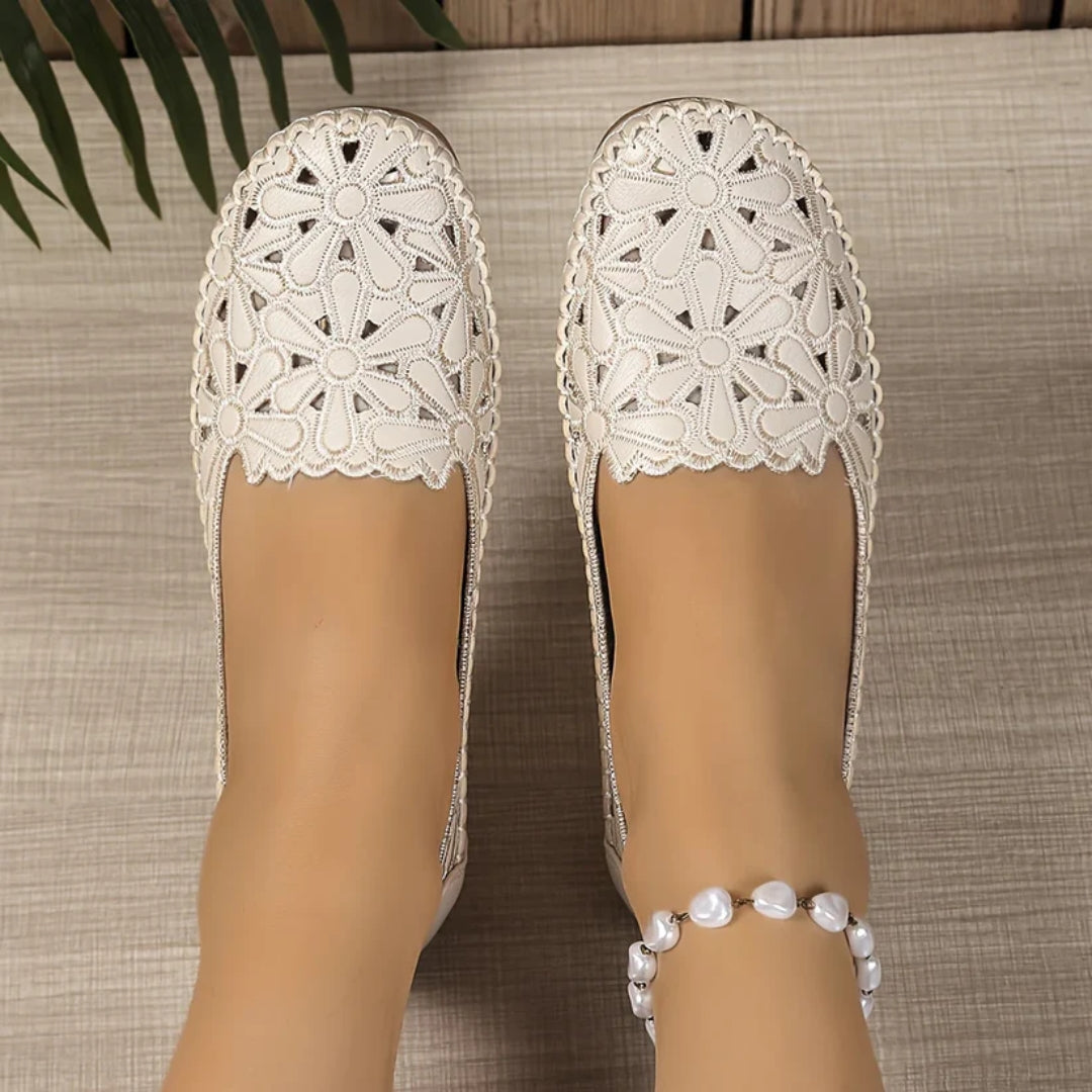 Ballerines Confortables à Enfiler avec Design Aéré
