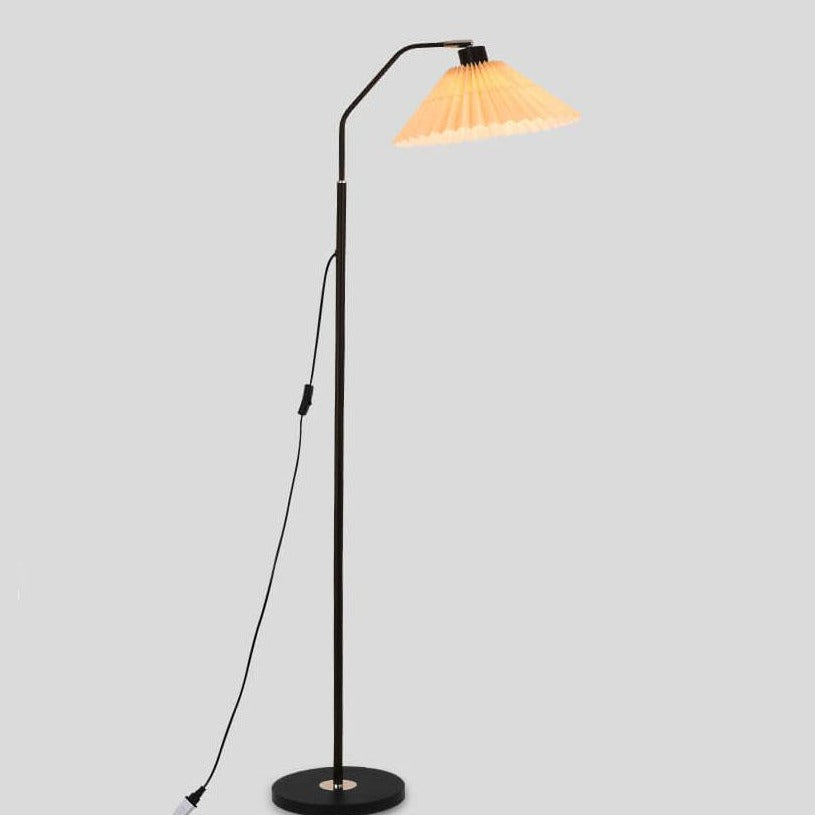 Lampe sur pied LED minimaliste avec abat-jour en tissu plissé