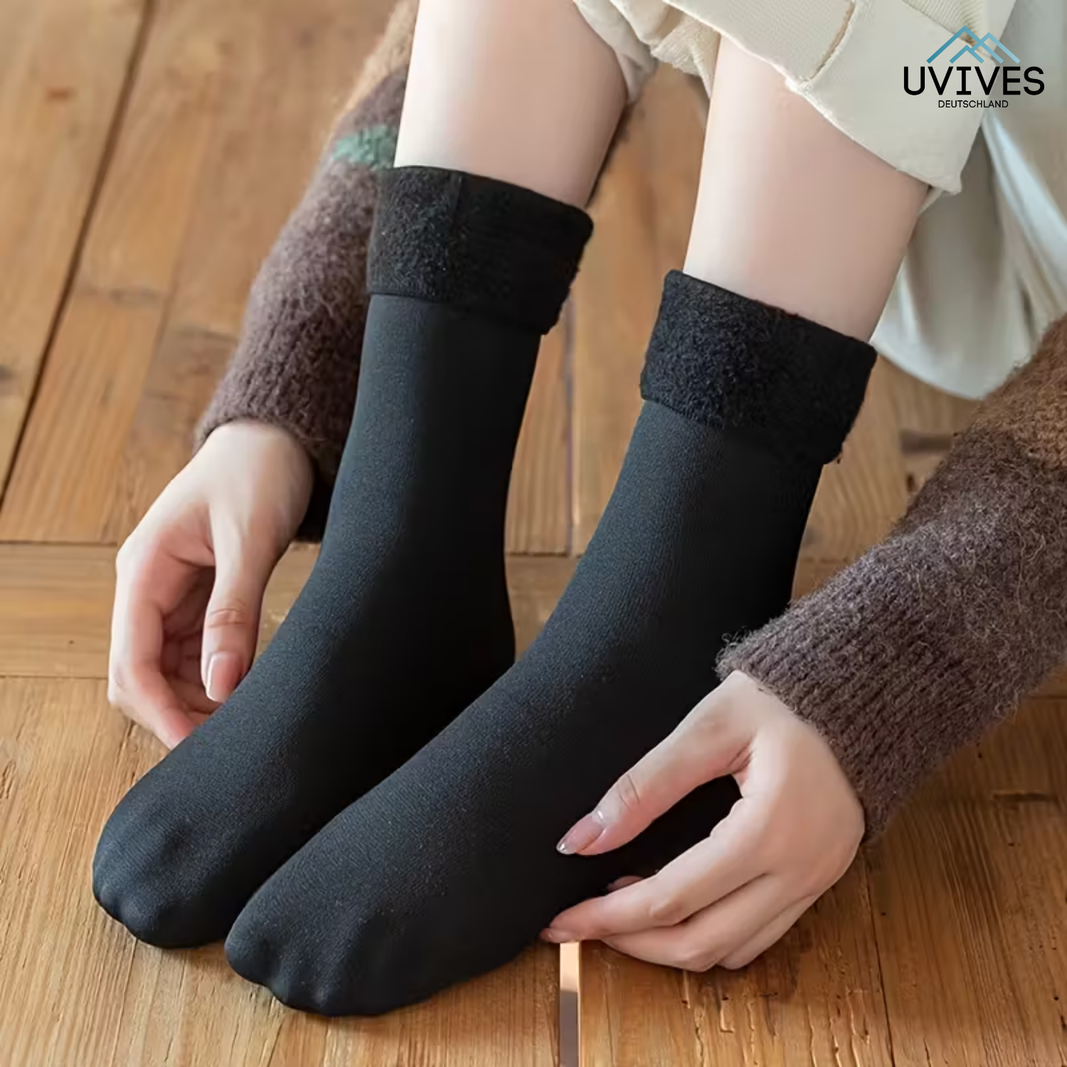 4+4 GRATUIT | CozyFeet – Chaussettes qui gardent vraiment vos pieds au chaud !