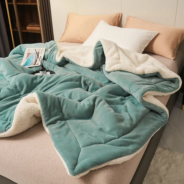 SoftHug - Couverture en polaire luxueuse et chaude