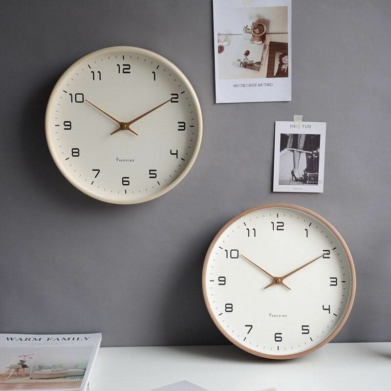 Horloge murale en bois Claryo Design minimaliste