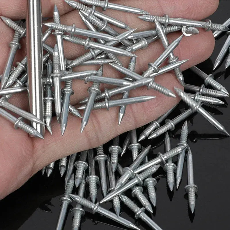 BladeFix™ Clous de Plinthe Sans Couture — Obtenez des Murs Impeccables Sans Trace pour une Fierté et une Confiance Durables