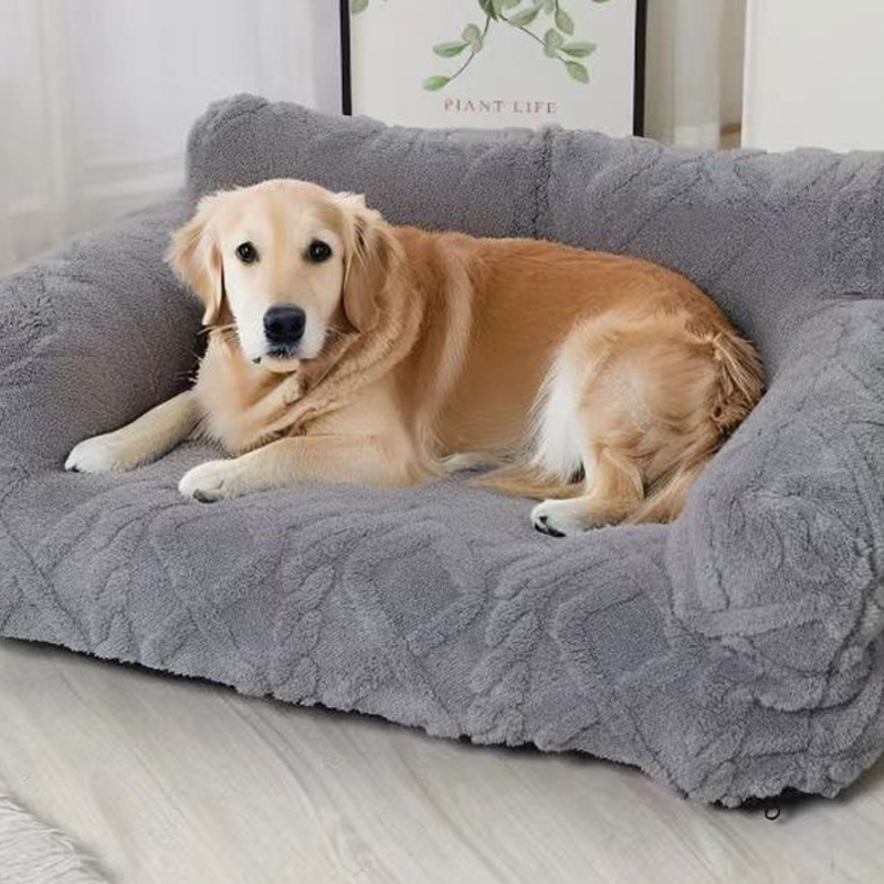 Lit pour chien en canapé confortable avec bord surélevé – Design en peluche douce