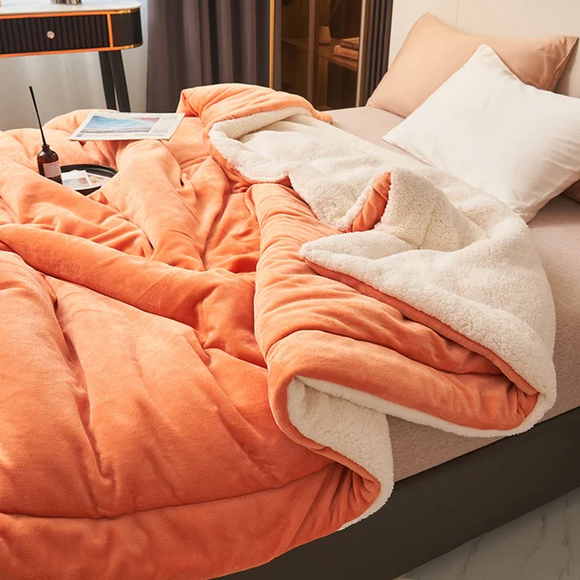 SoftHug - Couverture en polaire luxueuse et chaude
