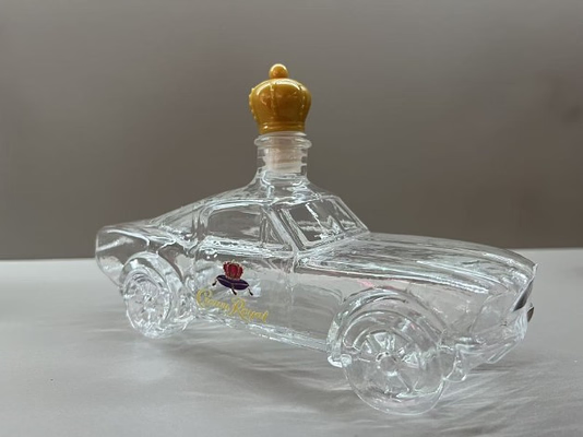 Carafe à whiskey en forme de Mustang