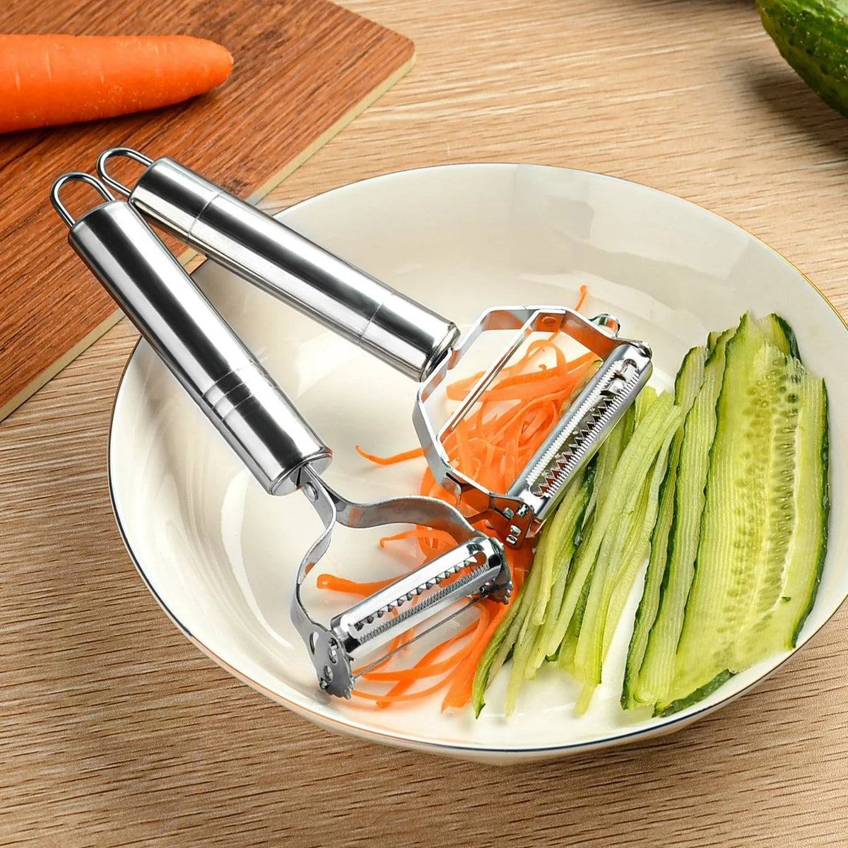 BladeMaster Pro™ — Tranchez, Épluchez et Râpez Plus Vite pour une Maîtrise Culinaire Sans Effort