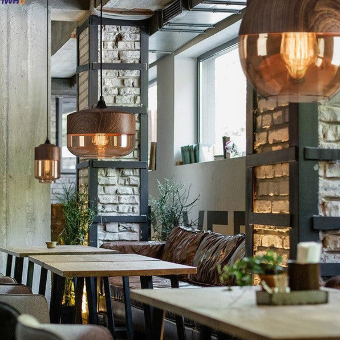 Suspension Scandinave en Verre avec Finition Bois – Éclairage Design Chaud pour Salon & Salle à Manger | Sansoti