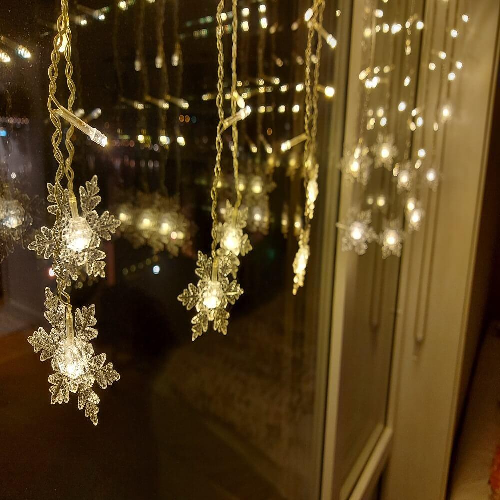 Éclairage de Rideau LED de Noël – Éclairage Festif Décoratif et Réutilisable