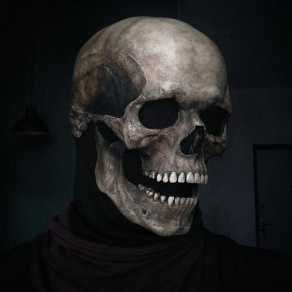 Masque Crâne DeathVeil™ — Hantez Chaque Pièce avec un Réalisme Inégalé et un Confort Toute la Nuit