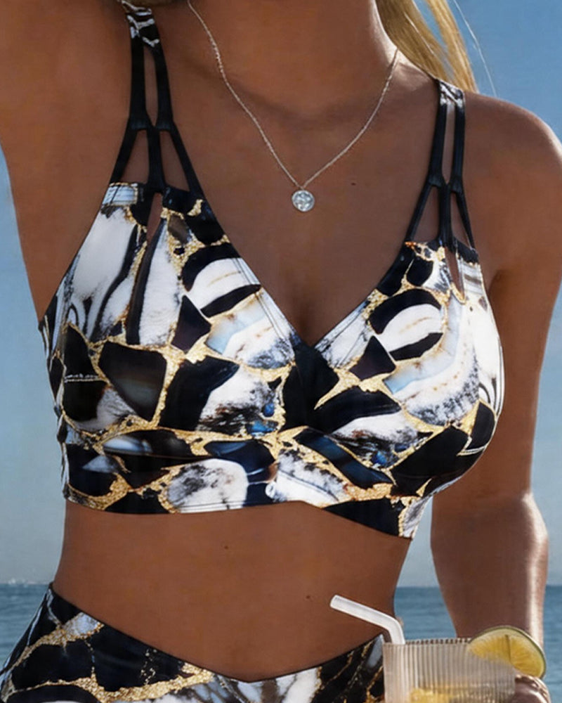 AquaLure™ — Épousez Chaque Courbe avec Confiance et Style Inarrêtable