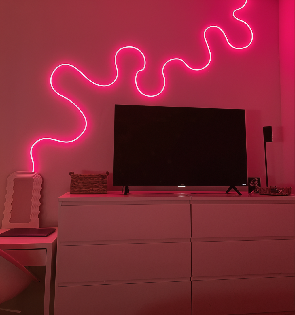 AuraBeam™ — Enveloppez Votre Monde de Couleurs Apaisantes et de Calme Instantané