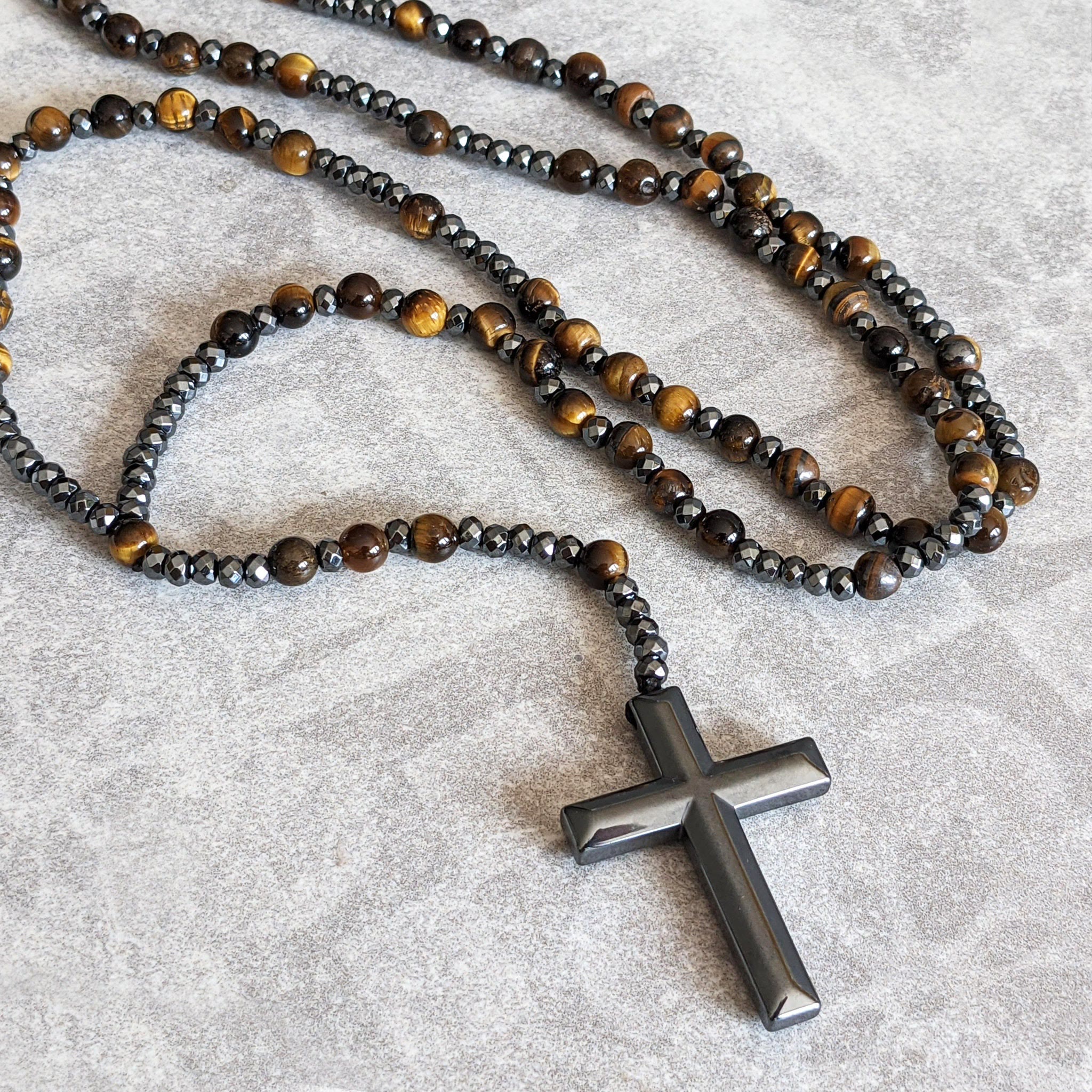 Collier en rosaires croix en œil de tigre et lapis-lazuli pour hommes – Orion
