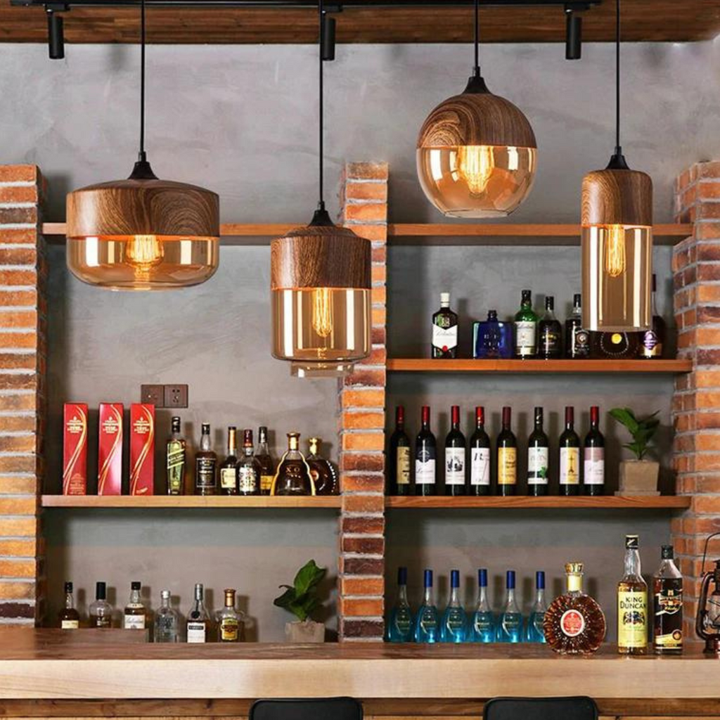 Suspension Scandinave en Verre avec Finition Bois – Éclairage Design Chaud pour Salon & Salle à Manger | Sansoti