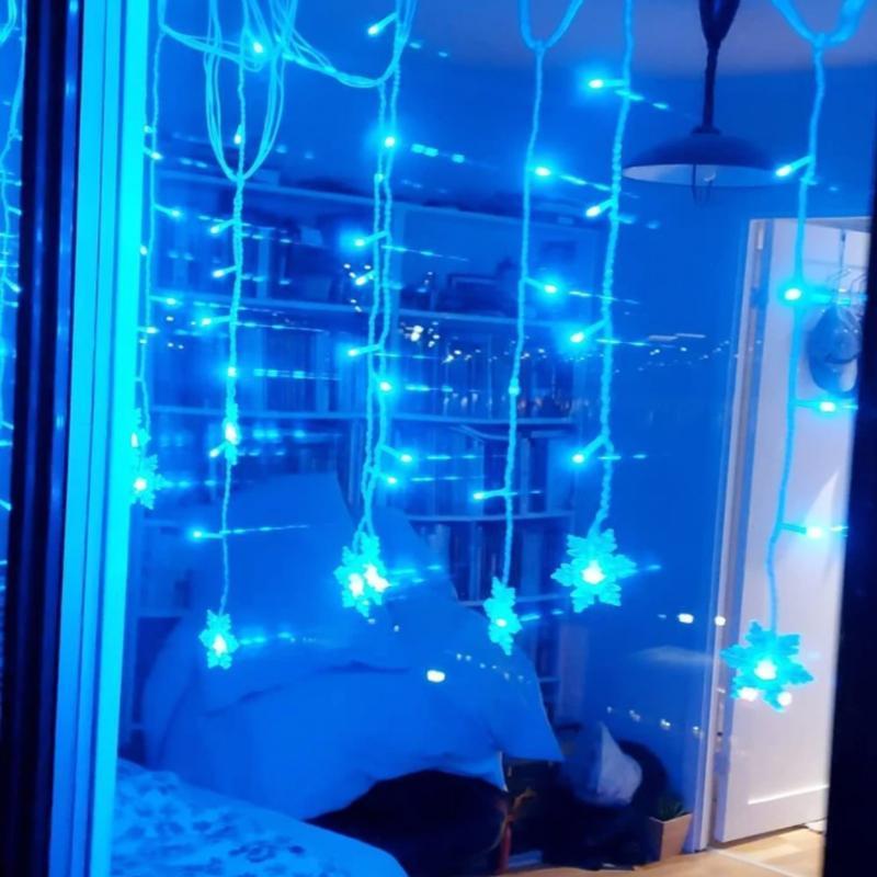 Éclairage de Rideau LED de Noël – Éclairage Festif Décoratif et Réutilisable