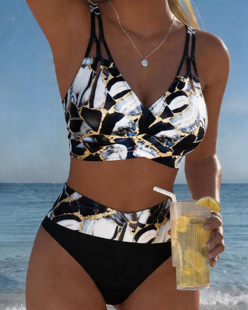 AquaLure™ — Épousez Chaque Courbe avec Confiance et Style Inarrêtable