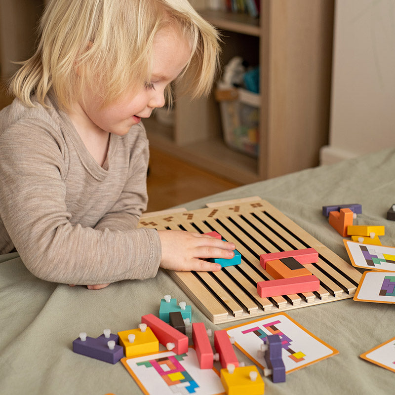 BrilliBuild™ — Débloquez le génie de votre enfant à travers un jeu amusant qui stimule le cerveau