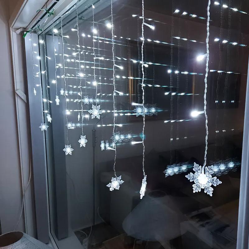 Éclairage de Rideau LED de Noël – Éclairage Festif Décoratif et Réutilisable