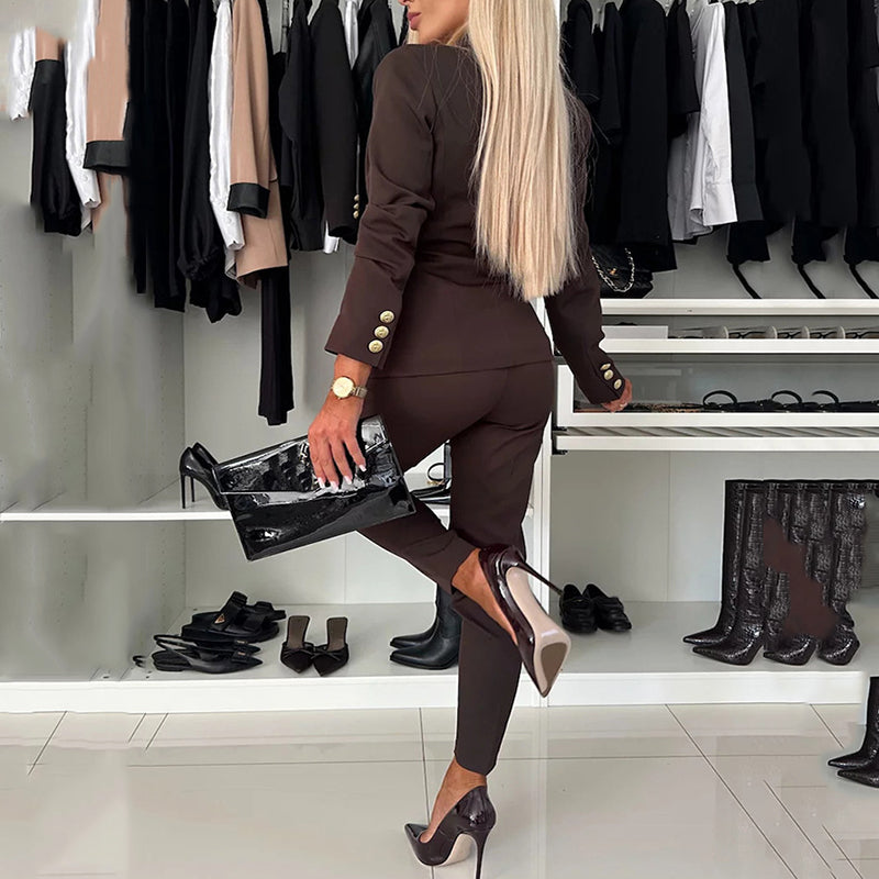 AuraVanté™ — Possédez Chaque Pièce avec Confiance et Style Impeccable