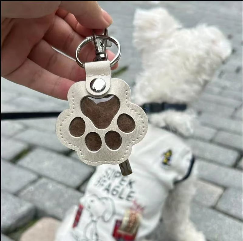 Le Porte-Clés PawPromise™ — Gardez l'Amour de Votre Animal Près de Vous, Guérissant Votre Cœur Chaque Jour