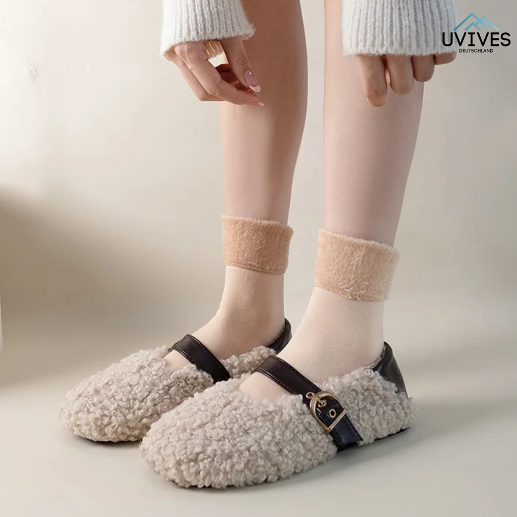 4+4 GRATUIT | CozyFeet – Chaussettes qui gardent vraiment vos pieds au chaud !