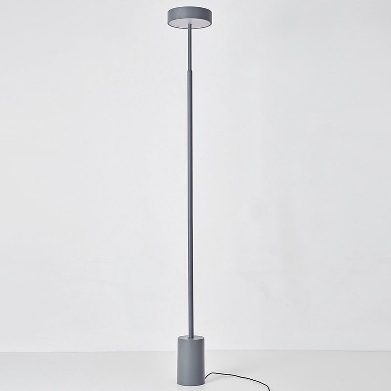 Lampe sur pied LED ronde en fer scandinave contemporain pour chambre