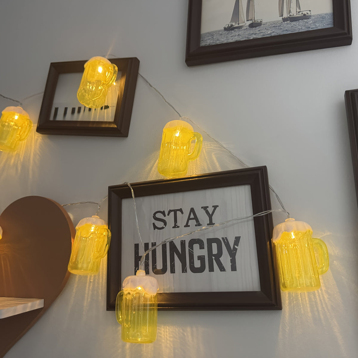 Oktoberfest Bière Lichterketting – 20 Lampes LED Blanc Chaud, Fonctionnant sur Piles