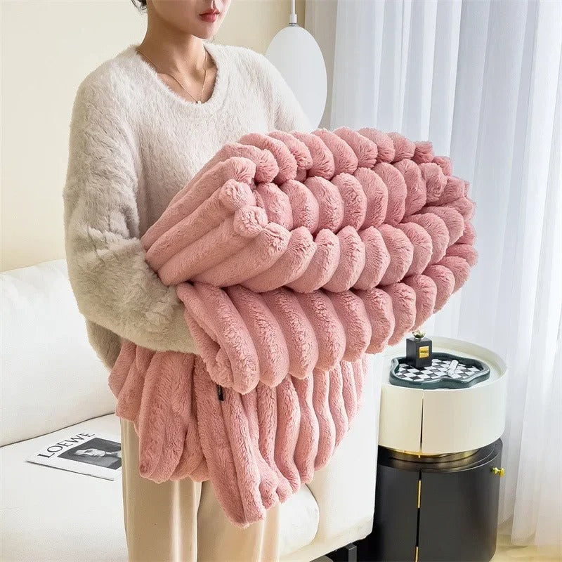 Couverture Polaire en Flanelle à Rayures – Plaid Doux et Moelleux Toutes Saisons