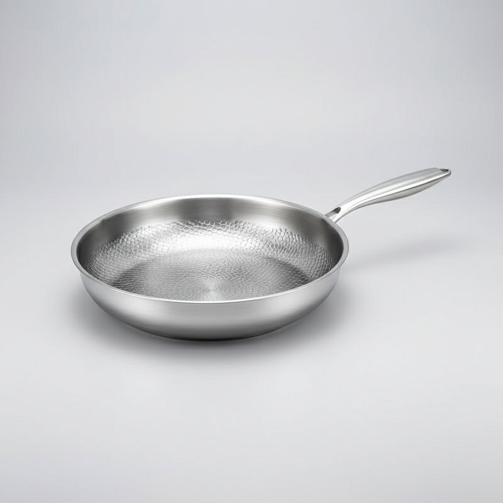 FORGEON – Poêle antiadhésive en titane martelé pour plaques à induction et cuisine quotidienne