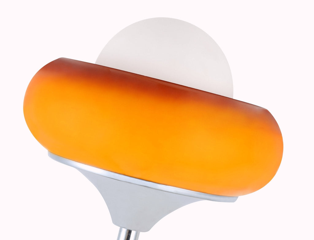 Lampadaire Elke Egg Tart – Lampe au Design Ludique avec une Forme Unique