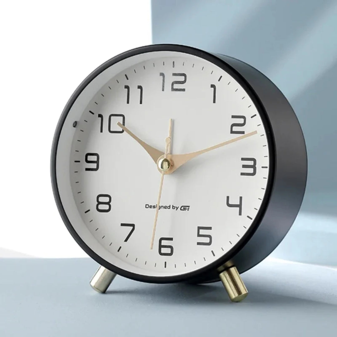 Lumea - Horloge de Table Scandinave avec Mécanisme Silencieux