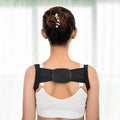 Correcteur de posture invisible, soutien lombaire sous les vêtements, correcteur de posture ajustable pour le soutien de la colonne vertébrale et des épaules