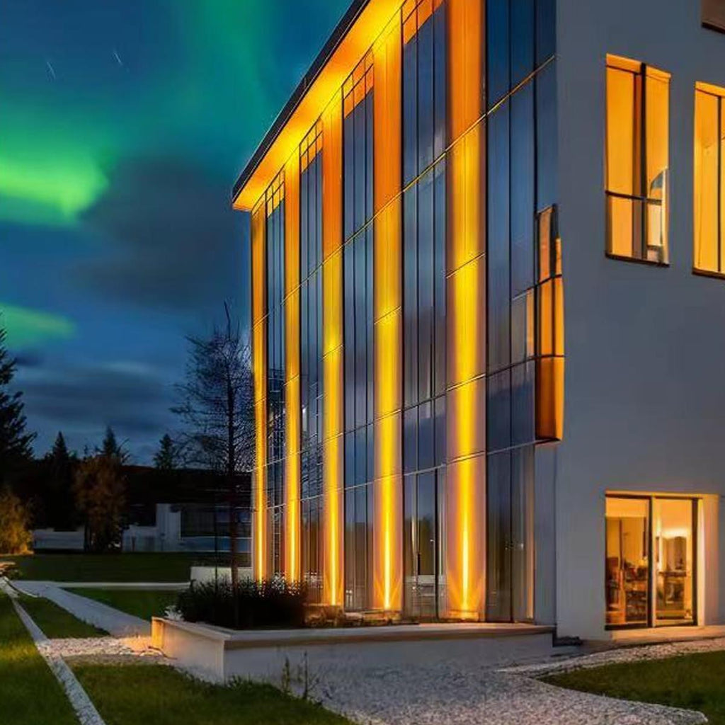 Projecteur LED Exterieur Blanc Chaud IP67 Aluminium pour Éclairage de Façade et Éclairage Extérieur Étanche Design Moderne 3W 10W 30W 50W 80W Éclairage de Jardin Éclairage Extérieur | Sansoti