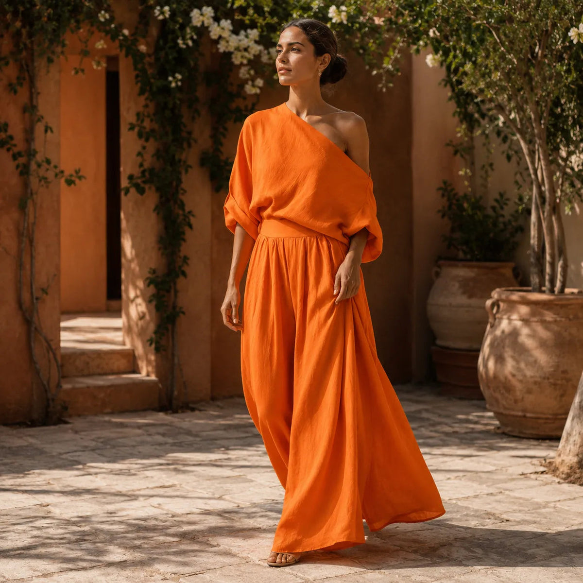 Solendra – Haut coordonné à une épaule et pantalon large fluide
