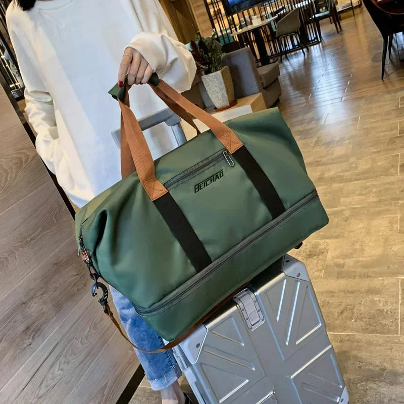 Sac de sport en cuir résistant à l'eau avec compartiment humide-sec et pour chaussures
