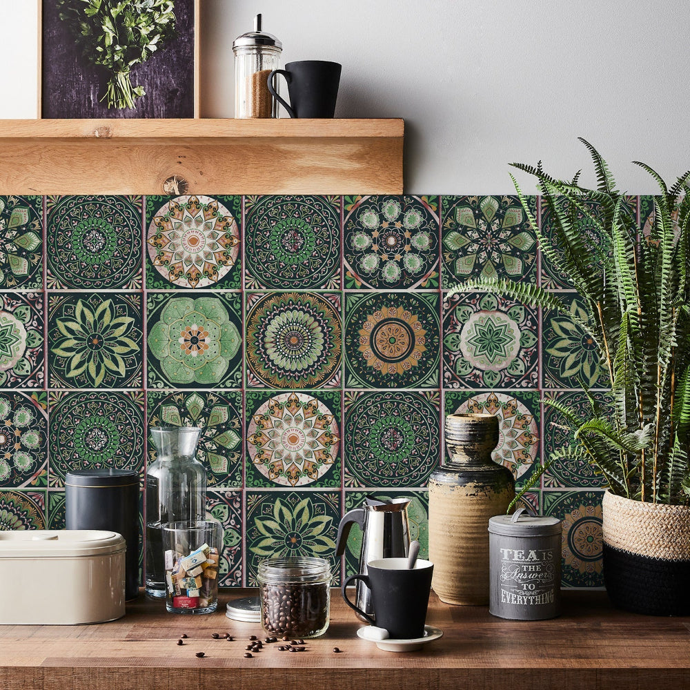 Autocollants de carreaux portugais auto-adhésifs avec un motif mandala coloré pour la décoration murale de la cuisine et de la salle de bain, ensemble de 24 pièces | Sansoti