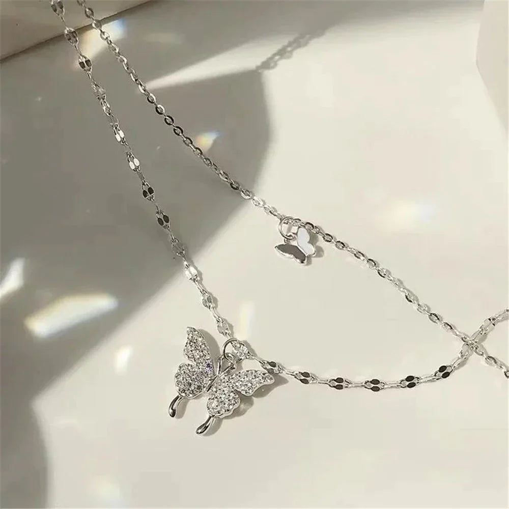 Ensemble de colliers en argent raffinés avec papillon brillant