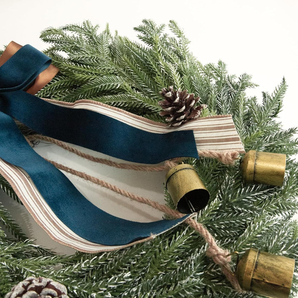 Guirlande de Noël avec Nœud Décoratif et Cloches – Décoration de Porte Festive