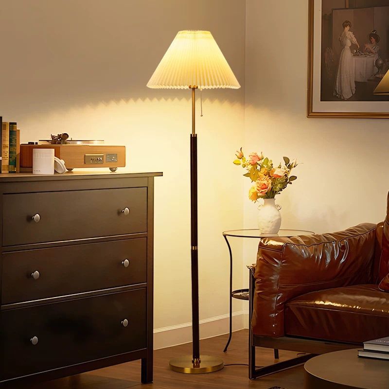 Lampadaire Plissé – Lampe de Design Élégante avec Abat-jour Plissé