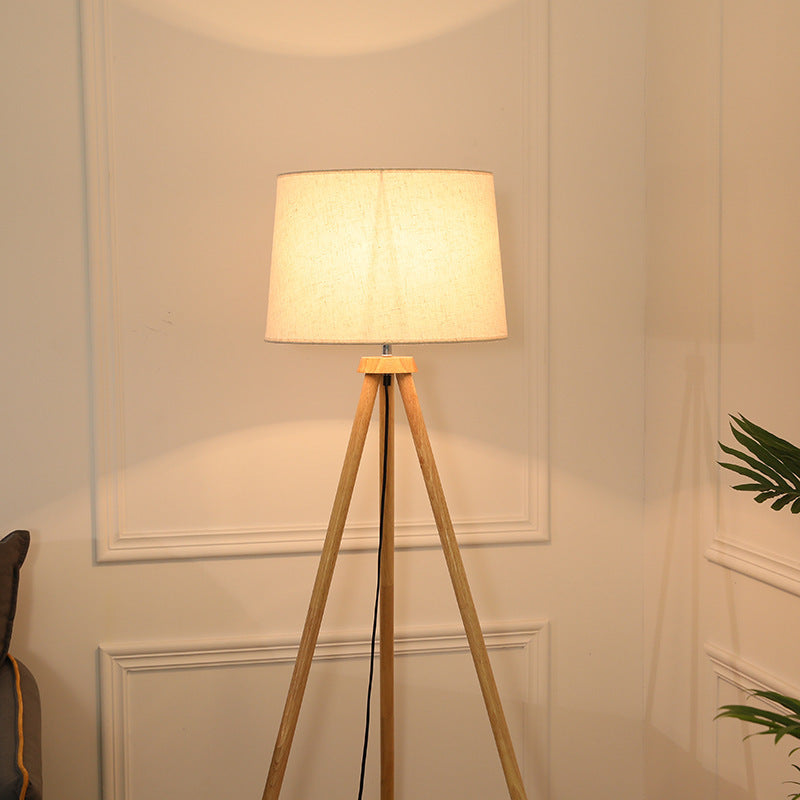 Lampe sur Pied Moderne – Lampe Élégante avec Pied Tripod