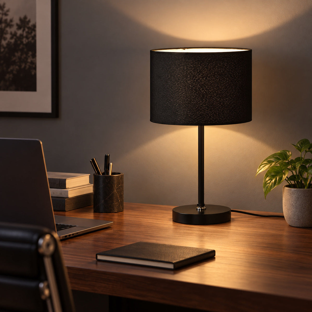 Lampe sur pied LED moderne et minimaliste