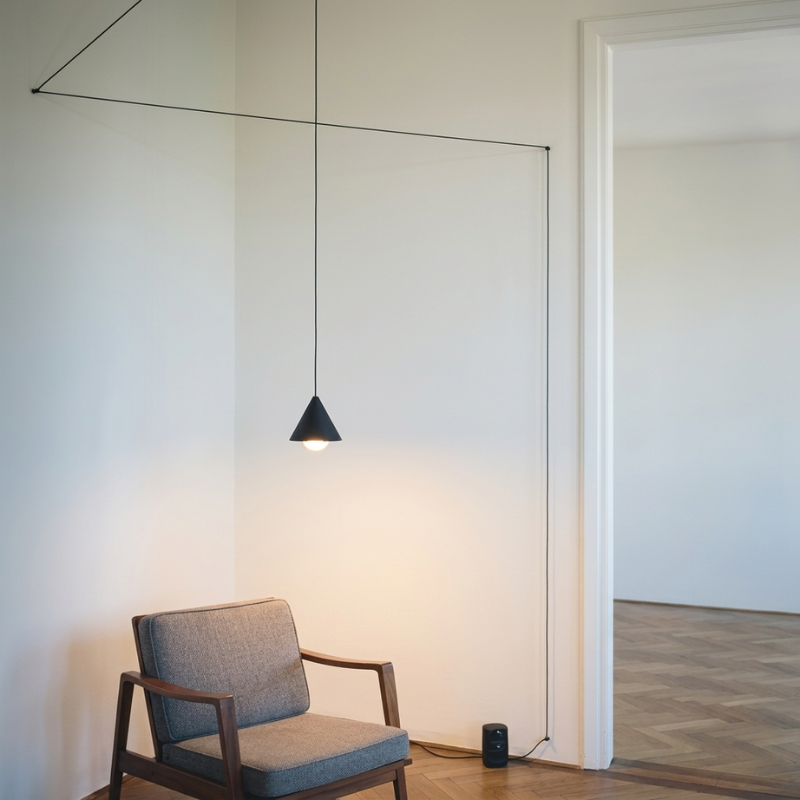 Luminaire suspendu en métal noir élégant avec douille E27