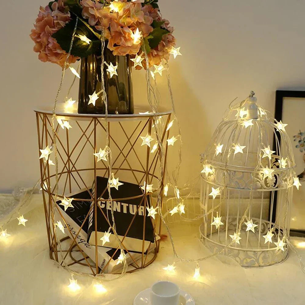 Guirlande lumineuse LED Étoiles – Guirlande décorative pour l'intérieur et l'extérieur