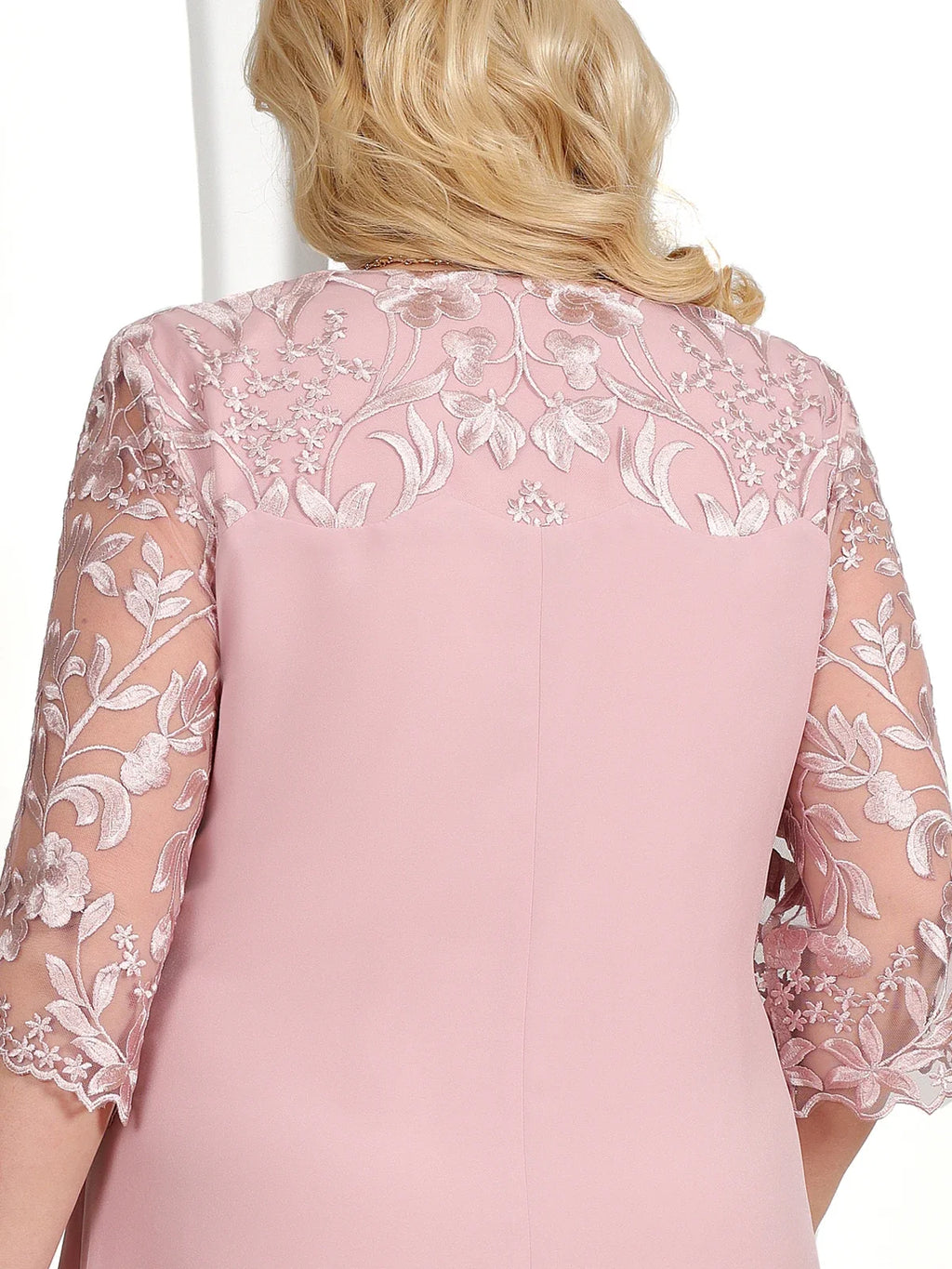 Robe de banquet brodée d'automne en grande taille