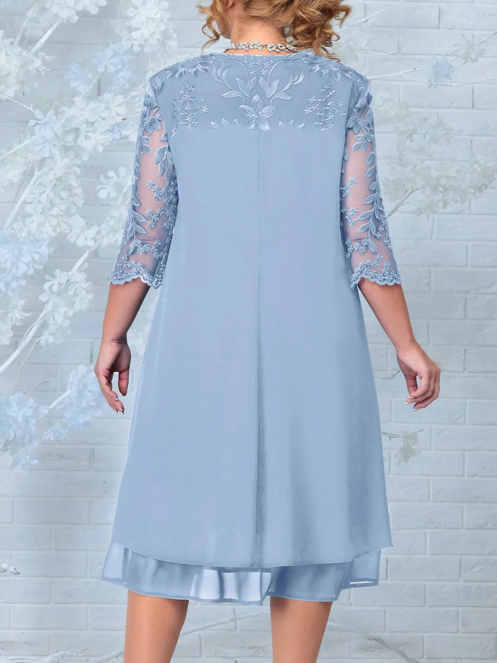 Robe de banquet brodée d'automne en grande taille